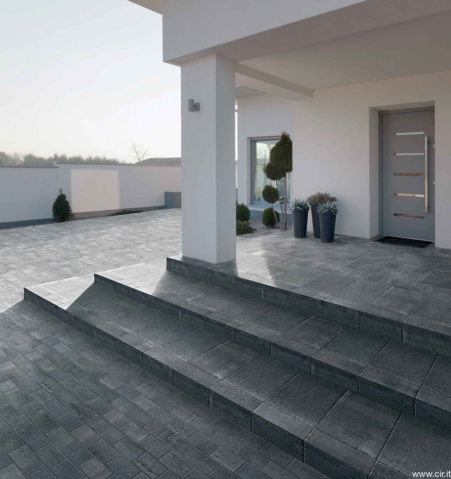 Pieve grip external tiles